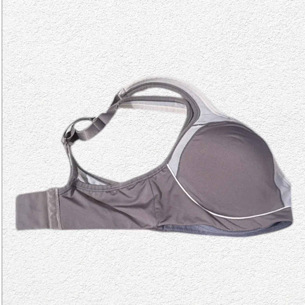 Natori Gray and White Intimates Bra with Molded Cups - Picture 8 of 10